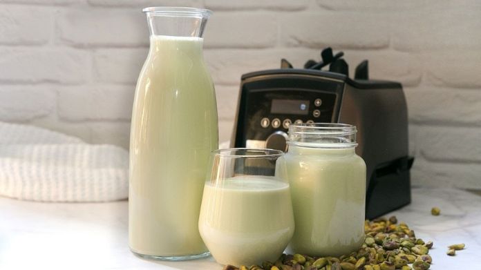 pistachio milk