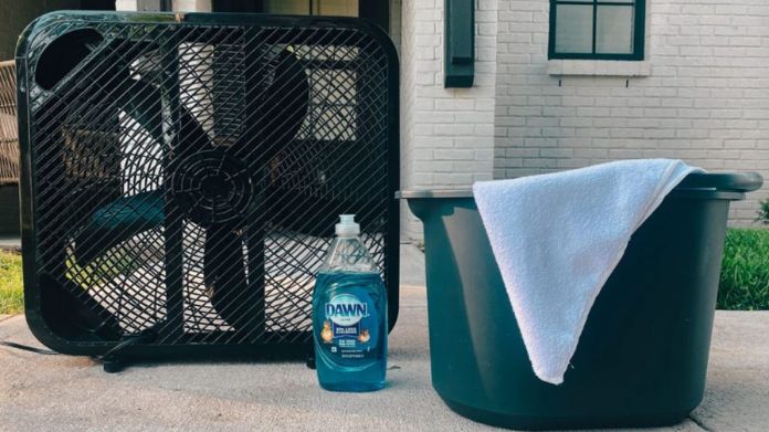 How to Clean a Window Fan and Keep It Clean [7 Quick Steps]