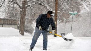 snow shovel