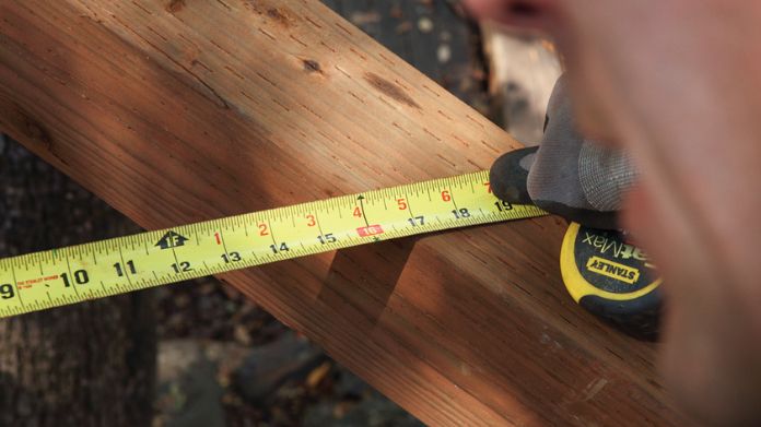 floor joist spacing