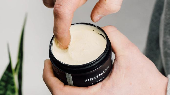 how to use pomade